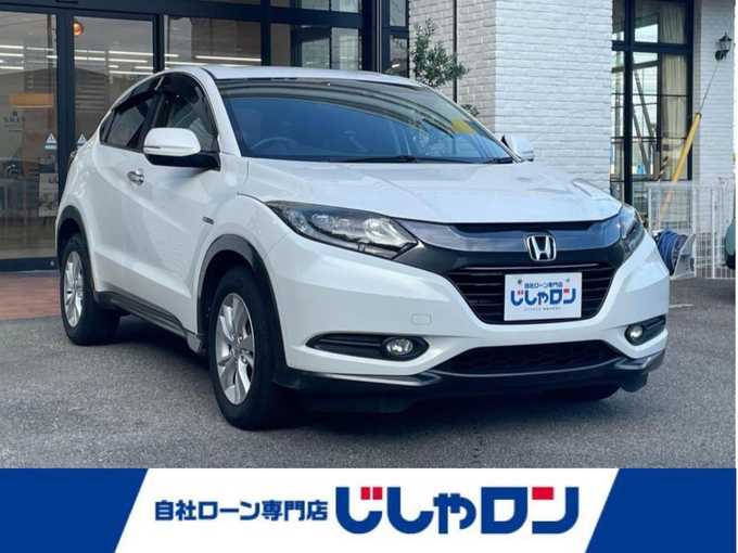 新着情報“ヴェゼルハイブリッドX”2015年式ホワイトオーキッドパール入荷しました！
