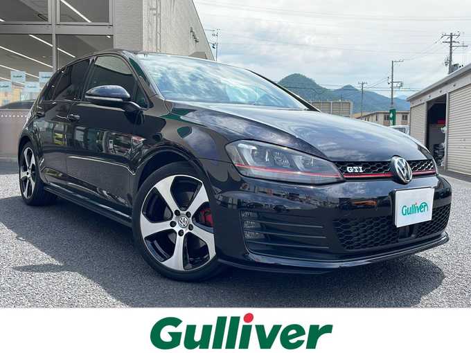 新着情報“ゴルフ ＧＴＩ”2017年式ディープブラックパールエフェクト入荷しました！