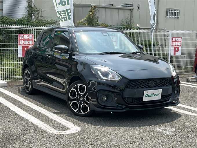 新着情報“スイフトスポーツベースグレード セーフティパッケージ装着車”2018年式スーパーブラックパール入荷しました！