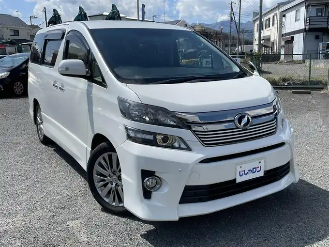 新着情報“ヴェルファイア2．4Z ゴールデンアイズ”2013年式ホワイトパールクリスタルシャイン入荷しました！