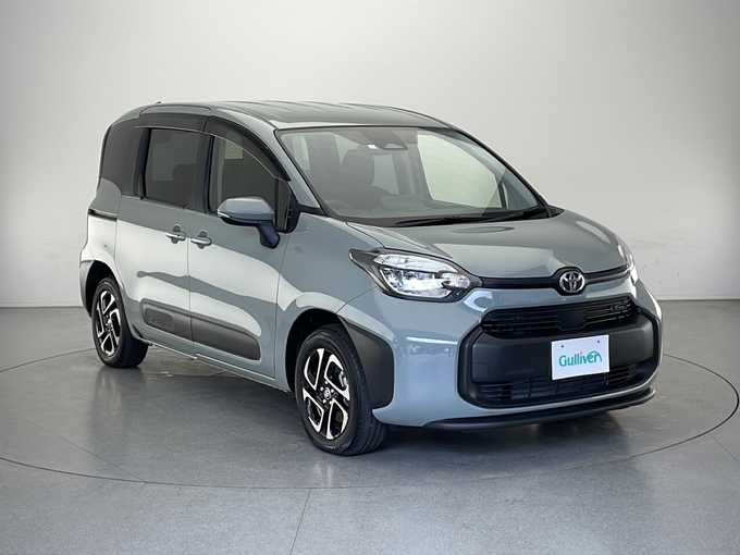 新着情報“シエンタハイブリッドG”2023年式アーバンカーキ入荷しました！