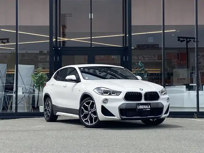 新着情報“Ｘ２xDrive 18d MスポーツX”2019年式アルピンホワイトⅢ入荷しました！