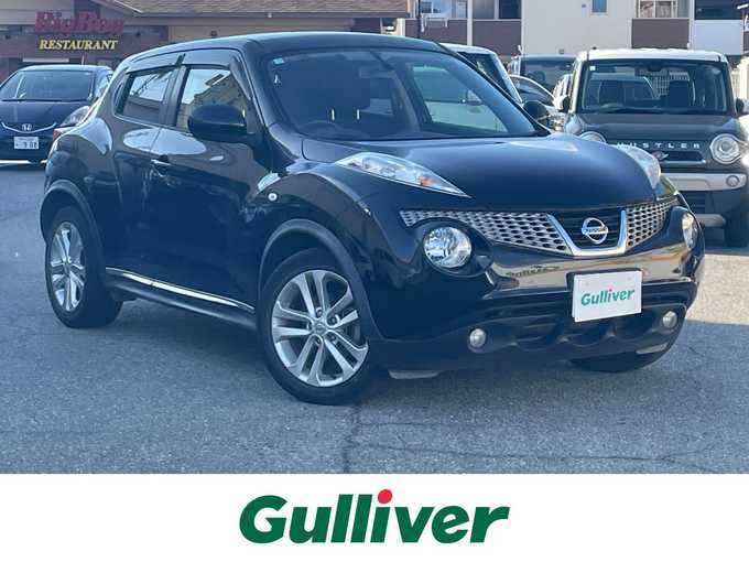 新着情報“ジューク15RX アーバンセレクション”2013年式サファイアブラック入荷しました！