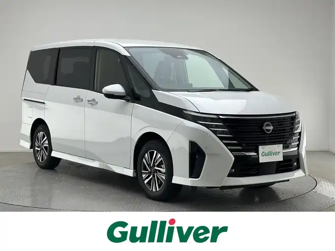 新着情報“セレナe－パワー ハイウェイスターV”2025年式プリズムホワイト入荷しました！