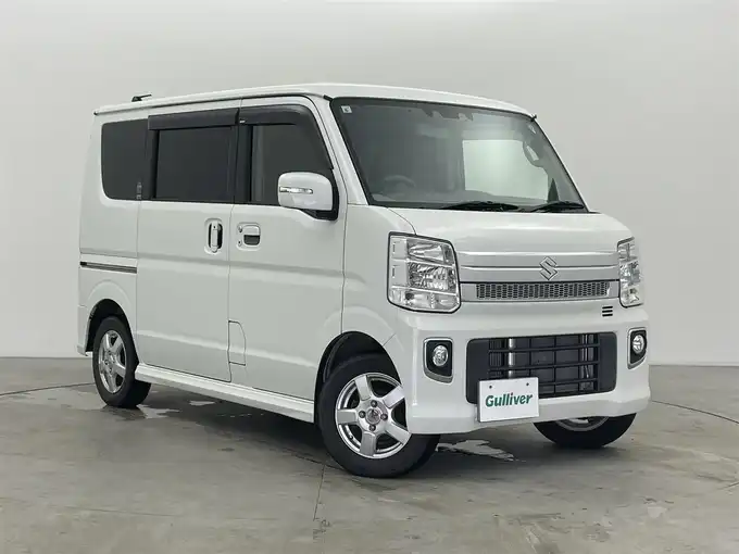 新着情報“エブリイワゴンPZターボスペシャル ハイルーフ”2021年式パールホワイト入荷しました！