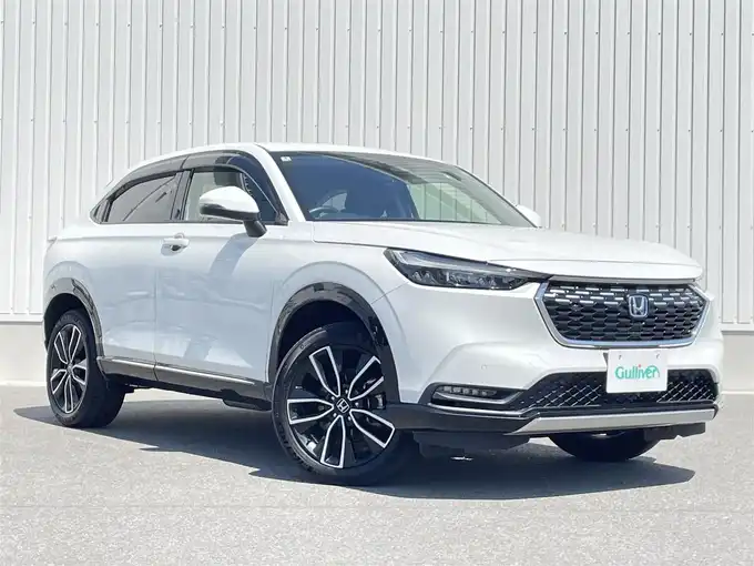 新着情報“ヴェゼルe:HEV Z”2022年式プラチナホワイトパール入荷しました！