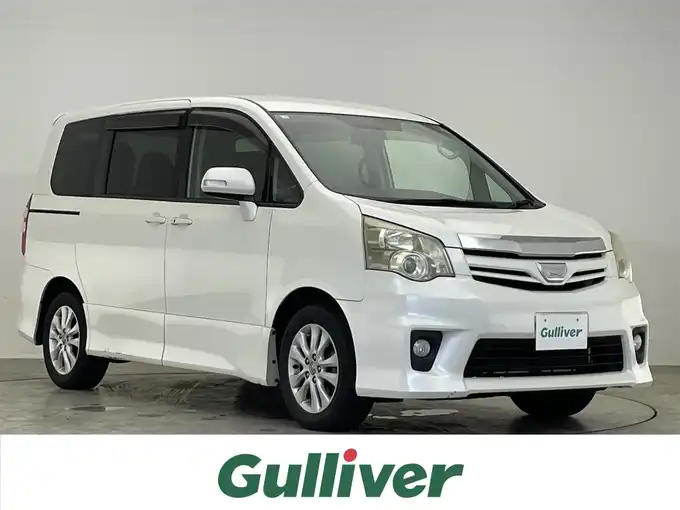 新着情報“ノアSi”2010年式ホワイトパールクリスタルシャイン入荷しました！