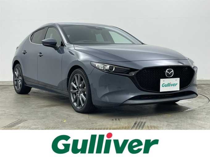新着情報“ＭＡＺＤＡ３ファストバック15Sツーリング”2020年式ポリメタルグレーM入荷しました！