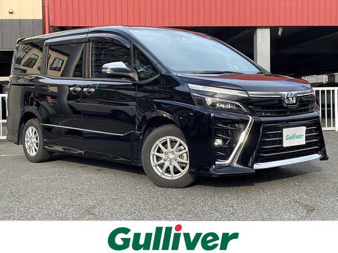 新着情報“ヴォクシーハイブリッドZS 煌Ⅲ”2021年式ブラック入荷しました！