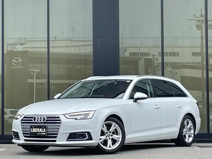 新着情報“Ａ４アバント1．4TFSIスポーツ”2019年式パール入荷しました！