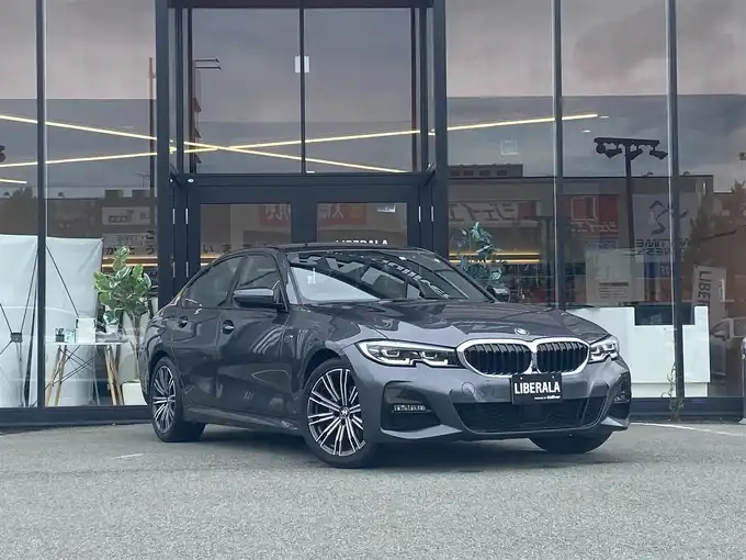 新着情報“３シリーズ320d xDrive Mスポーツ”2020年式ミネラルグレー入荷しました！