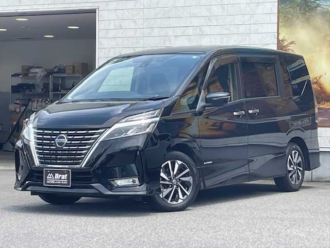 新着情報“セレナハイウェイスター”2019年式ダイヤモンドブラック入荷しました！
