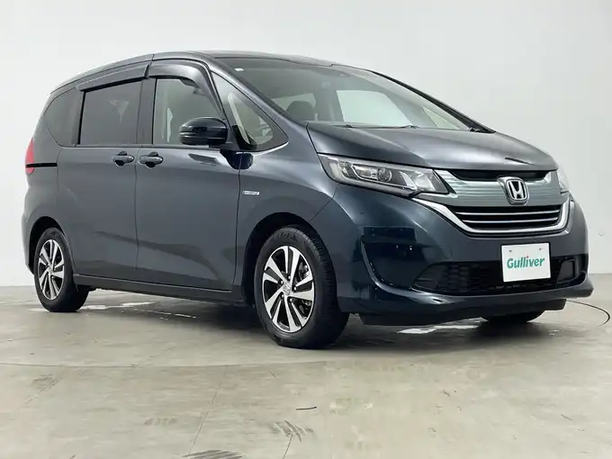 新着情報“フリード＋ハイブリッドハイブリッドG・ホンダセンシング”2018年式フォレストグリーンパール入荷しました！