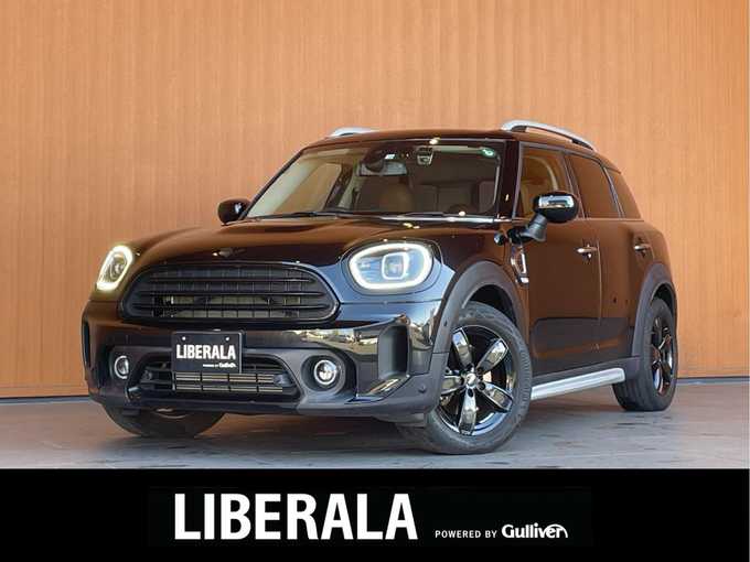 新着情報“ＭＩＮＩクーパーD クロスオーバー エッセンシャル・トリム”2022年式黒Ｍ入荷しました！
