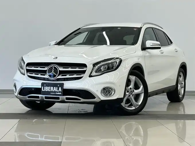 新着情報“ＧＬＡクラスGLA220 4マチック”2018年式ポーラホワイト入荷しました！