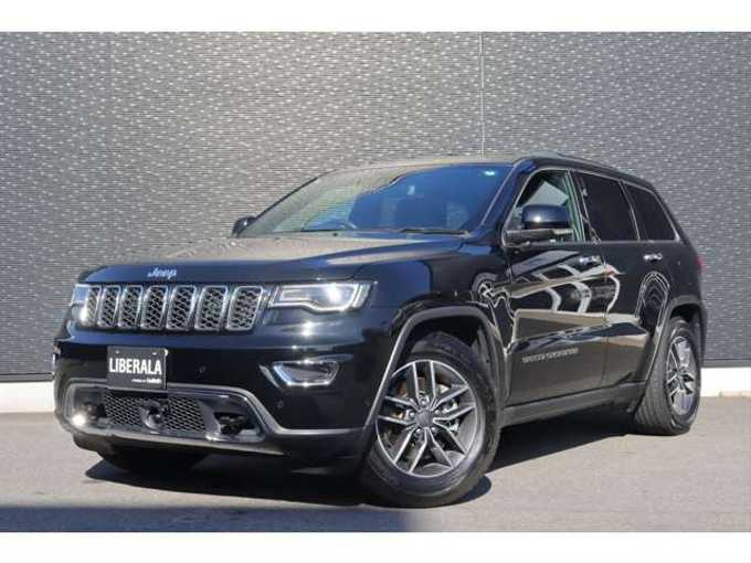 新着情報“ジープ・グランドチェロキーリミテッド”2020年式黒入荷しました！