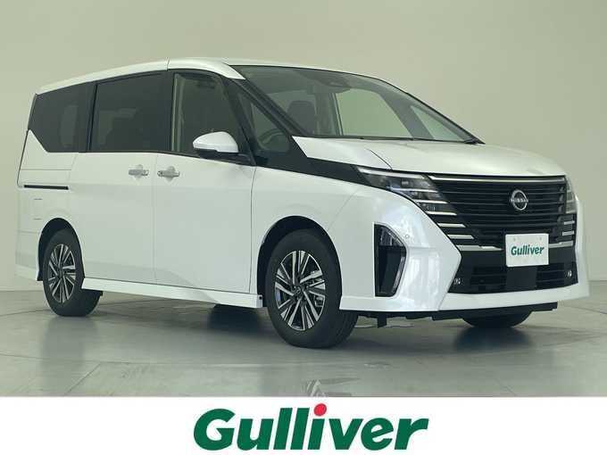 新着情報“セレナe－パワー ハイウェイスターV”2025年式プリズムホワイト入荷しました！