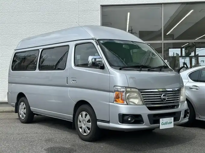 新着情報“キャラバンコーチGX”2010年式シルバー入荷しました！