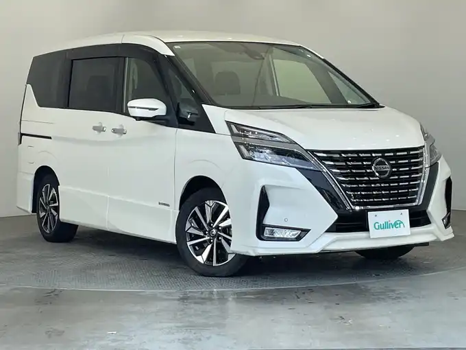 新着情報“セレナハイウェイスターV”2020年式ブリリアントホワイトパール入荷しました！
