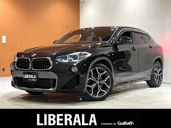 新着情報“Ｘ２xDrive 18d MスポーツX”2020年式サファイアブラックP入荷しました！
