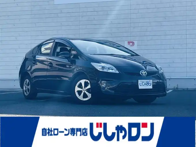 新着情報“プリウスL”2013年式ブラック入荷しました！