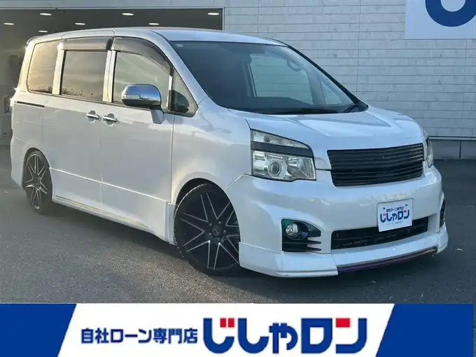 新着情報“ヴォクシーZS 煌Ⅱ”2012年式ホワイトパールクリスタルシャイン入荷しました！