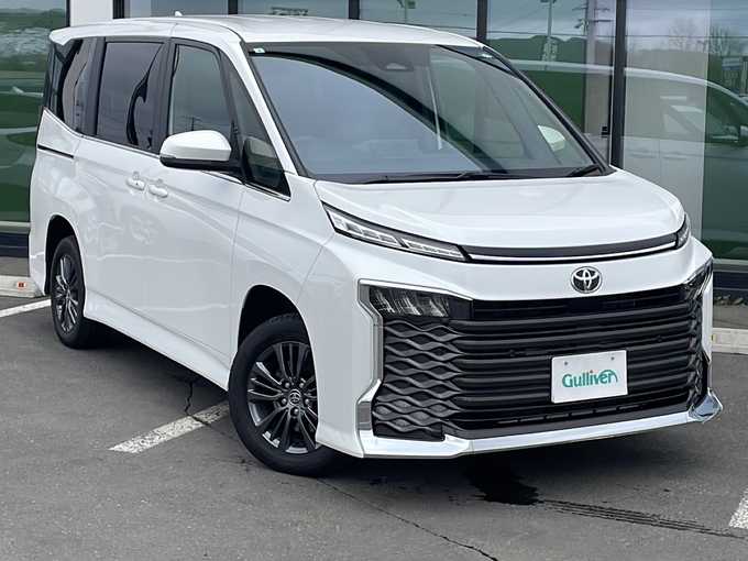 新着情報“ヴォクシーS－Z”2024年式ホワイトパールクリスタルシャイン入荷しました！