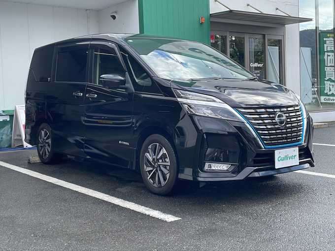 新着情報“セレナe－パワー ハイウェイスターV”2021年式ダイヤモンドブラック入荷しました！