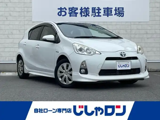 新着情報“アクアS”2014年式ライムホワイトパールクリスタルシャイン入荷しました！