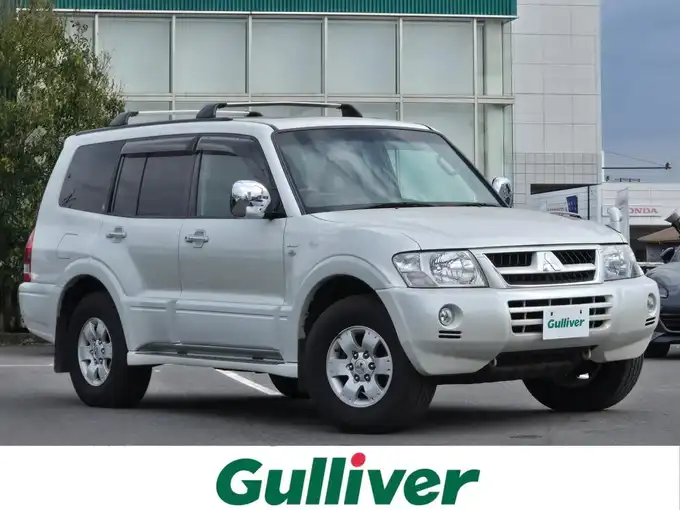 新着情報“パジェロロング スーパーエクシード”2005年式ウォームホワイトパール入荷しました！