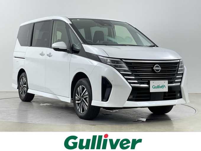 新着情報“セレナハイウェイスターV”2023年式プリズムホワイト入荷しました！