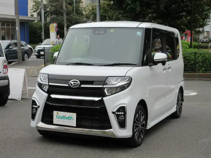 新着情報“タントカスタム RS”2019年式シャイニングホワイトパール入荷しました！