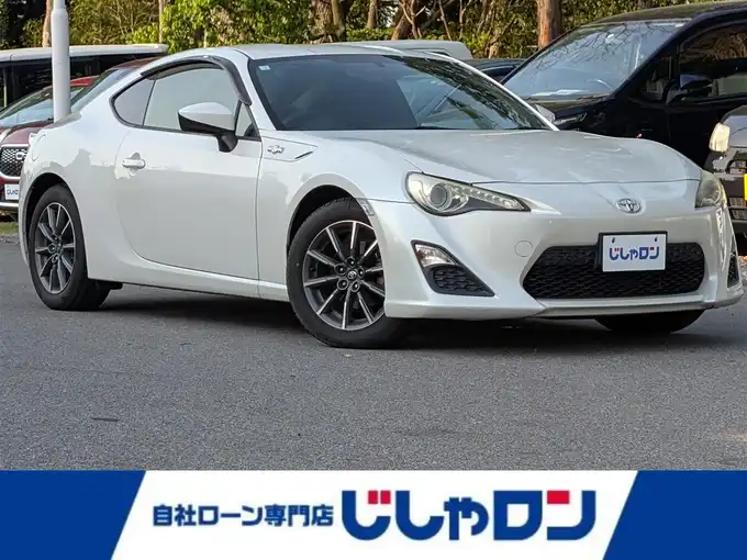 新着情報“８６G”2012年式サテンホワイトパール入荷しました！