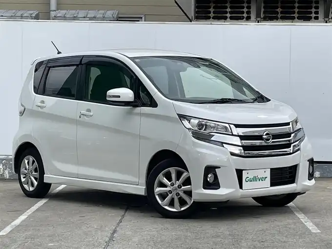 新着情報“デイズハイウェイスター X”2016年式ホワイトパール入荷しました！