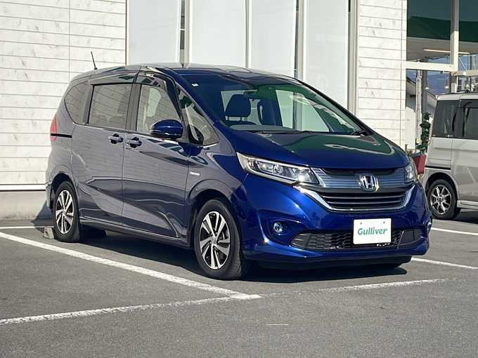 新着情報“フリードハイブリッドハイブリッド・Gホンダセンシング”2018年式コバルトブルーパール入荷しました！