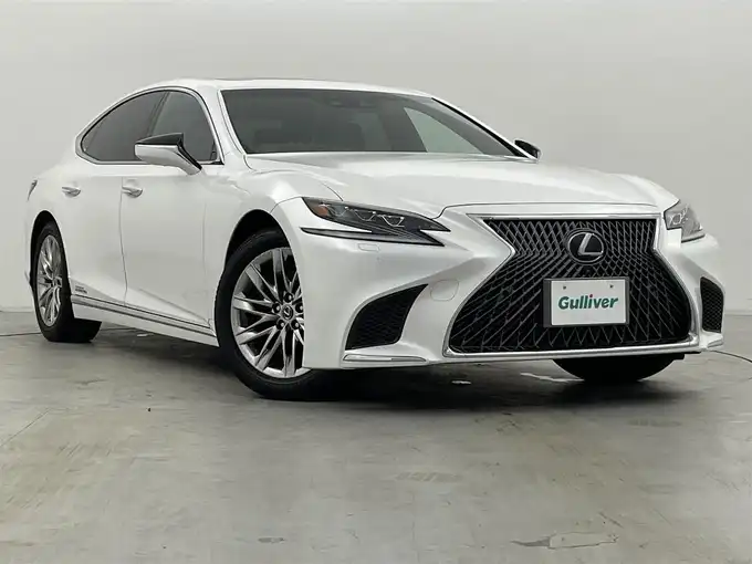 新着情報“ＬＳLS500h Iパッケージ”2018年式ソニッククォーツ入荷しました！