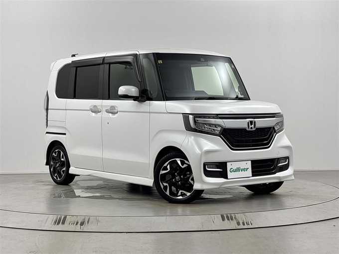 新着情報“Ｎ－ＢＯＸカスタムG・Lターボホンダセンシング”2020年式プラチナホワイトパール入荷しました！
