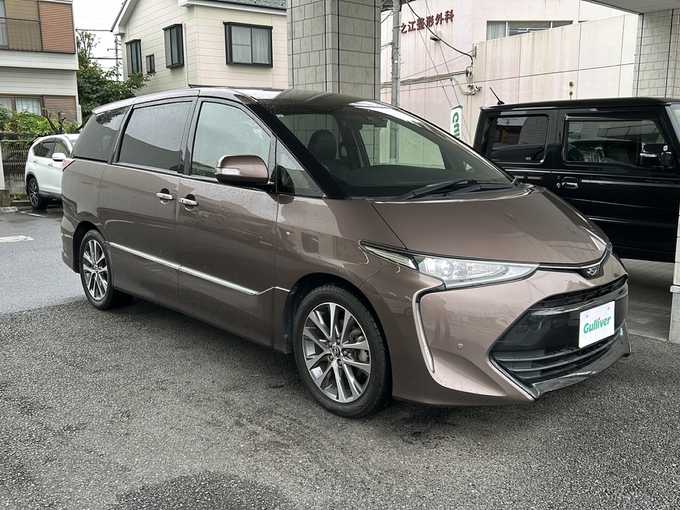 新着情報“エスティマアエラス プレミアム”2017年式ダークシェリーマイカM入荷しました！