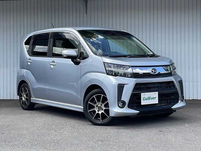 新着情報“ムーヴカスタム X”2019年式ブライトシルバーメタリック入荷しました！