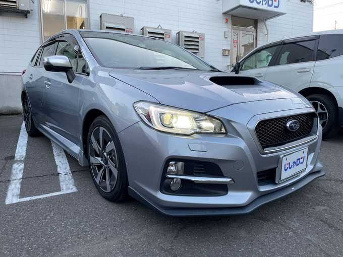 新着情報“レヴォーグ1．6GT－Sアイサイト”2014年式アイスシルバーメタリック入荷しました！