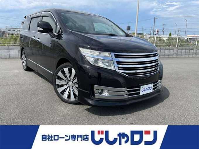 新着情報“エルグランドライダー”2013年式ファントムブラック入荷しました！