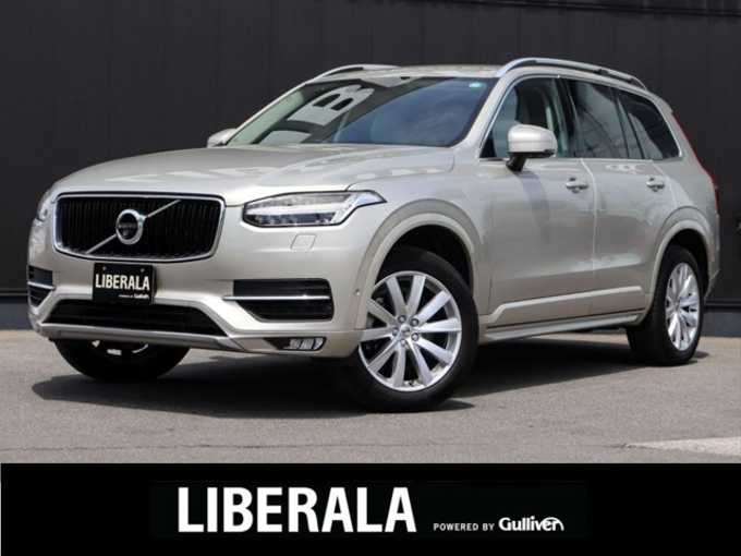 新着情報“ＸＣ９０T5 AWD モーメンタム”2016年式ゴールド入荷しました！