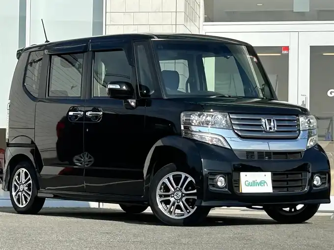 新着情報“Ｎ－ＢＯＸカスタム2トーンカラースタイル G特別仕様車ターボSSパッケージ”2014年式スマートブラック入荷しました！
