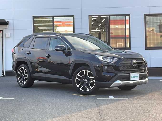 新着情報“ＲＡＶ４アドベンチャー”2020年式アティチュードブラックマイカ入荷しました！