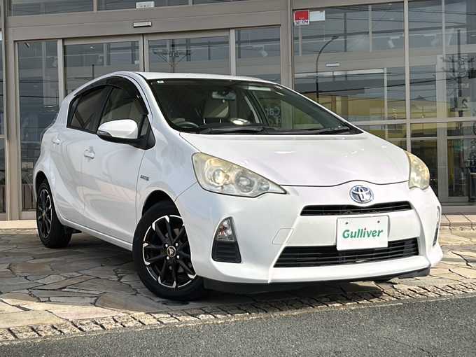 新着情報“アクアS”2012年式スーパーホワイトⅡ入荷しました！