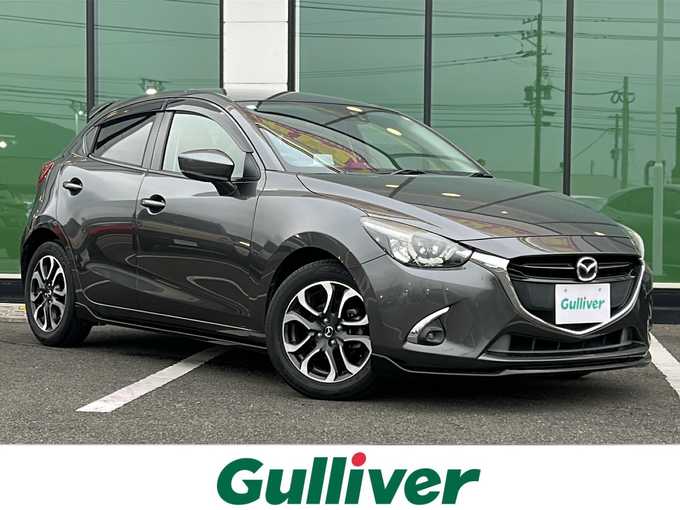 新着情報“デミオXDツーリング”2017年式マシーングレープレミアムM入荷しました！