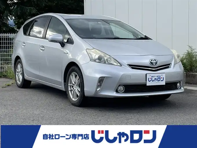新着情報“プリウスαS”2013年式シルバーM入荷しました！