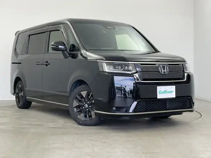 新着情報“ステップワゴンe:HEVスパーダ”2022年式クリスタルブラックパール入荷しました！