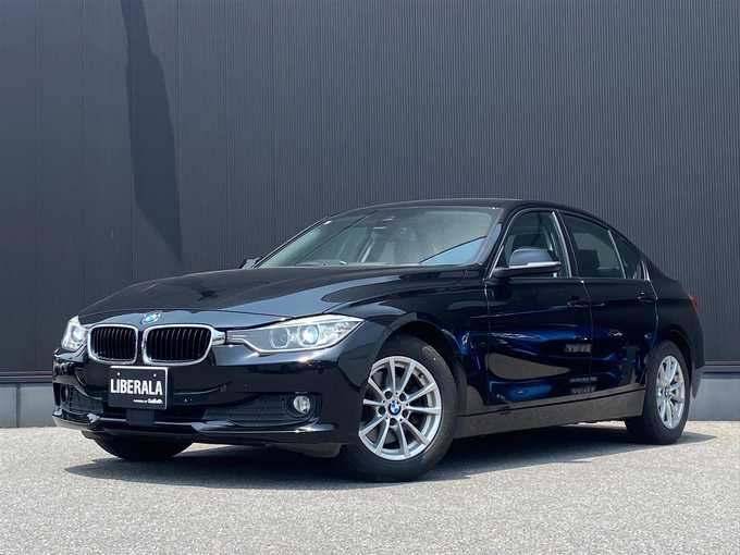 新着情報“３シリーズ320d”2015年式黒Ｍ入荷しました！
