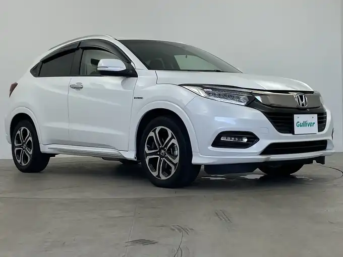 新着情報“ヴェゼルハイブリッドZ・ホンダセンシング”2018年式プラチナホワイトパール入荷しました！
